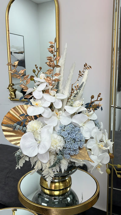 Cyrine floral arrangement - Luscious Homewares