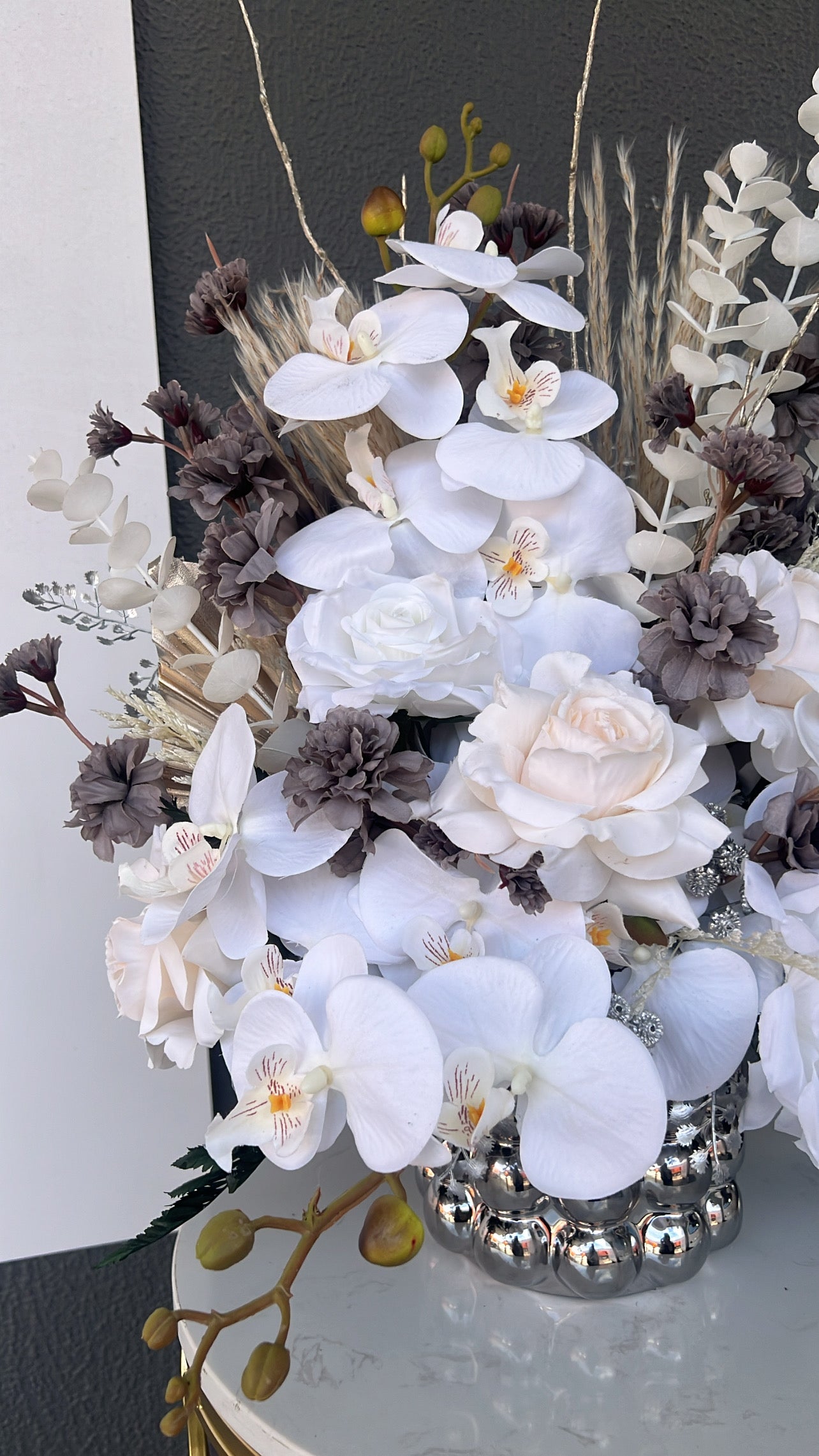 Coraline floral arrangement - Luscious Homewares