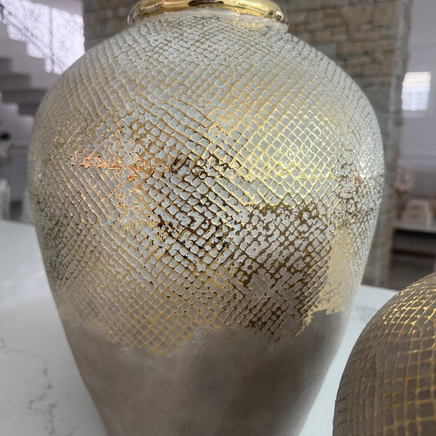 Luxe Mesh gold vase