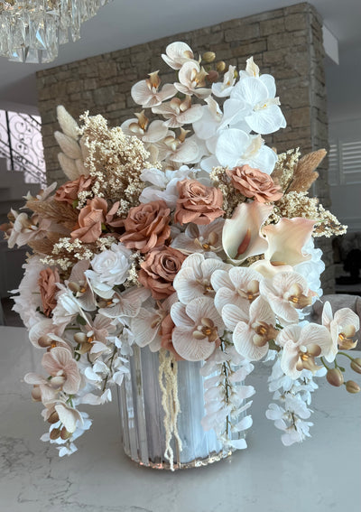 Swan 🦢 flower Arrangement