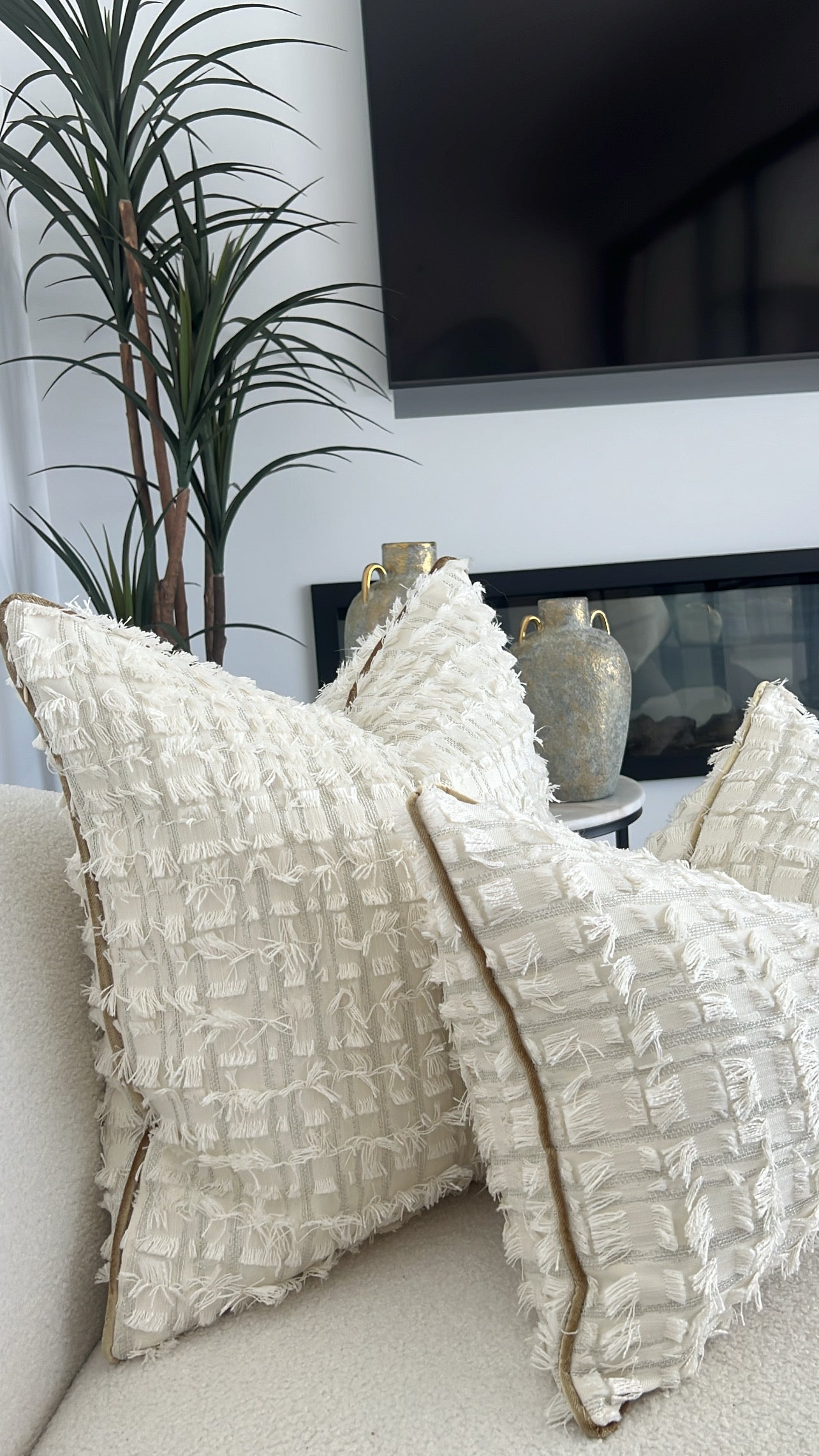 Dante ivory cushion - Luscious Homewares