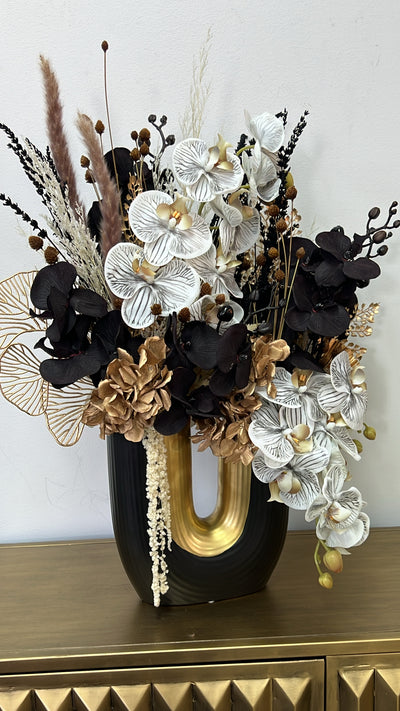 Marvelous floral arrangement - Luscious Homewares