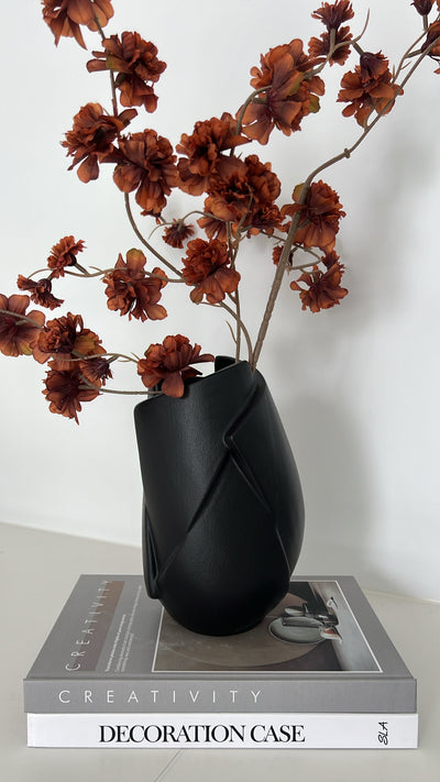 Abstract black vase - Luscious Homewares