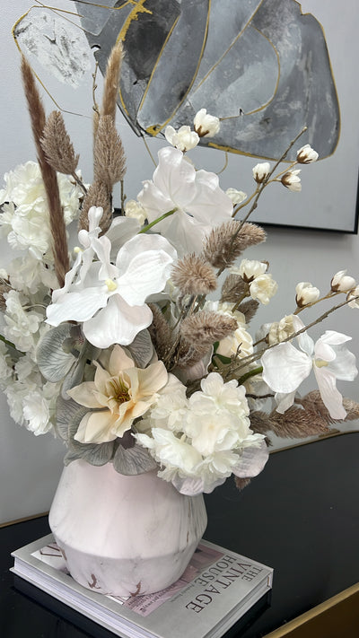 Daphnia bloom floral arrangement - Luscious Homewares