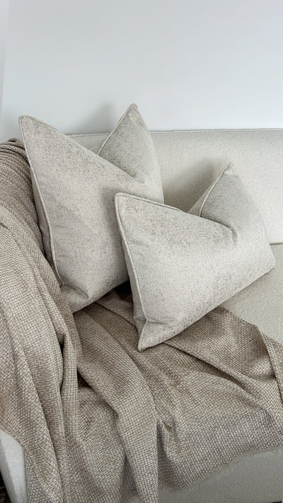 Vida Cushion - Luscious Homewares