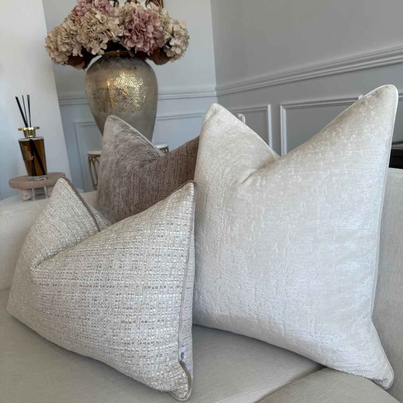 Rena ivory cushion