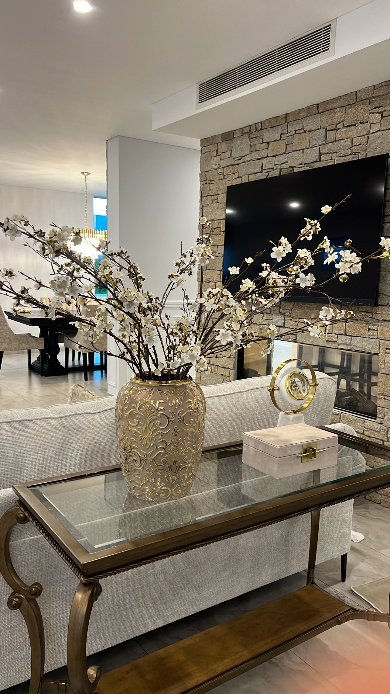 Cherry blossom branch 120 cm stem