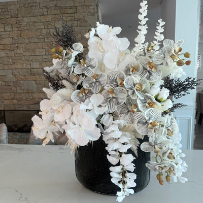 Jana flower Arrangement
