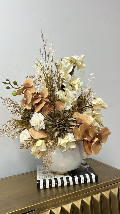 Breathe floral arrangement - Luscious Homewares