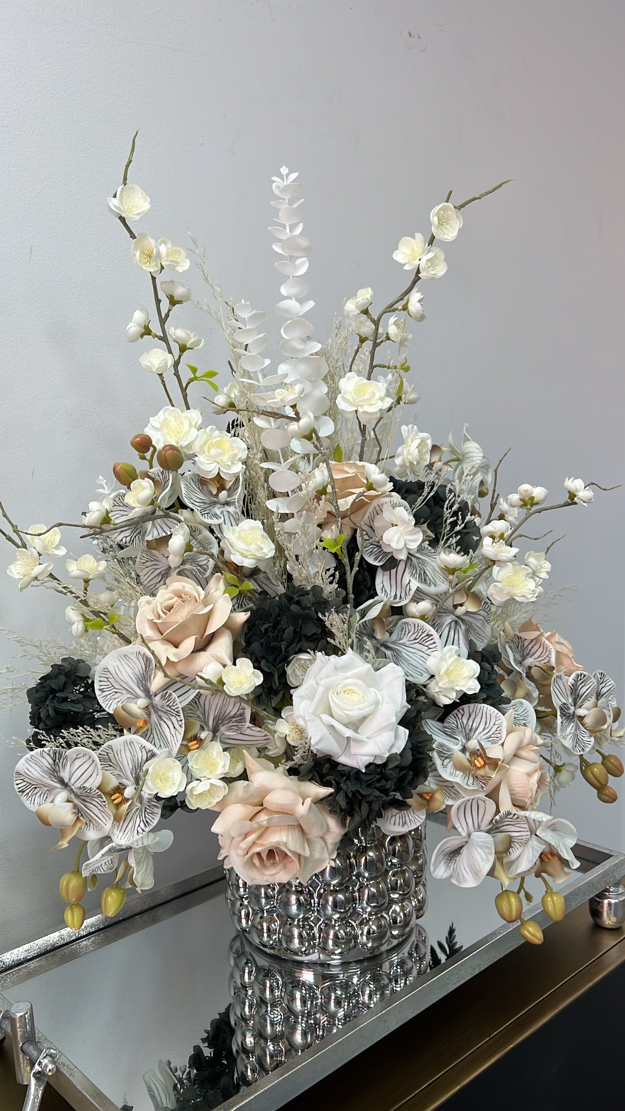 Enchanted floral arrangement - Luscious Homewares