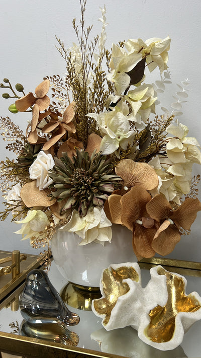 Breathe floral arrangement - Luscious Homewares