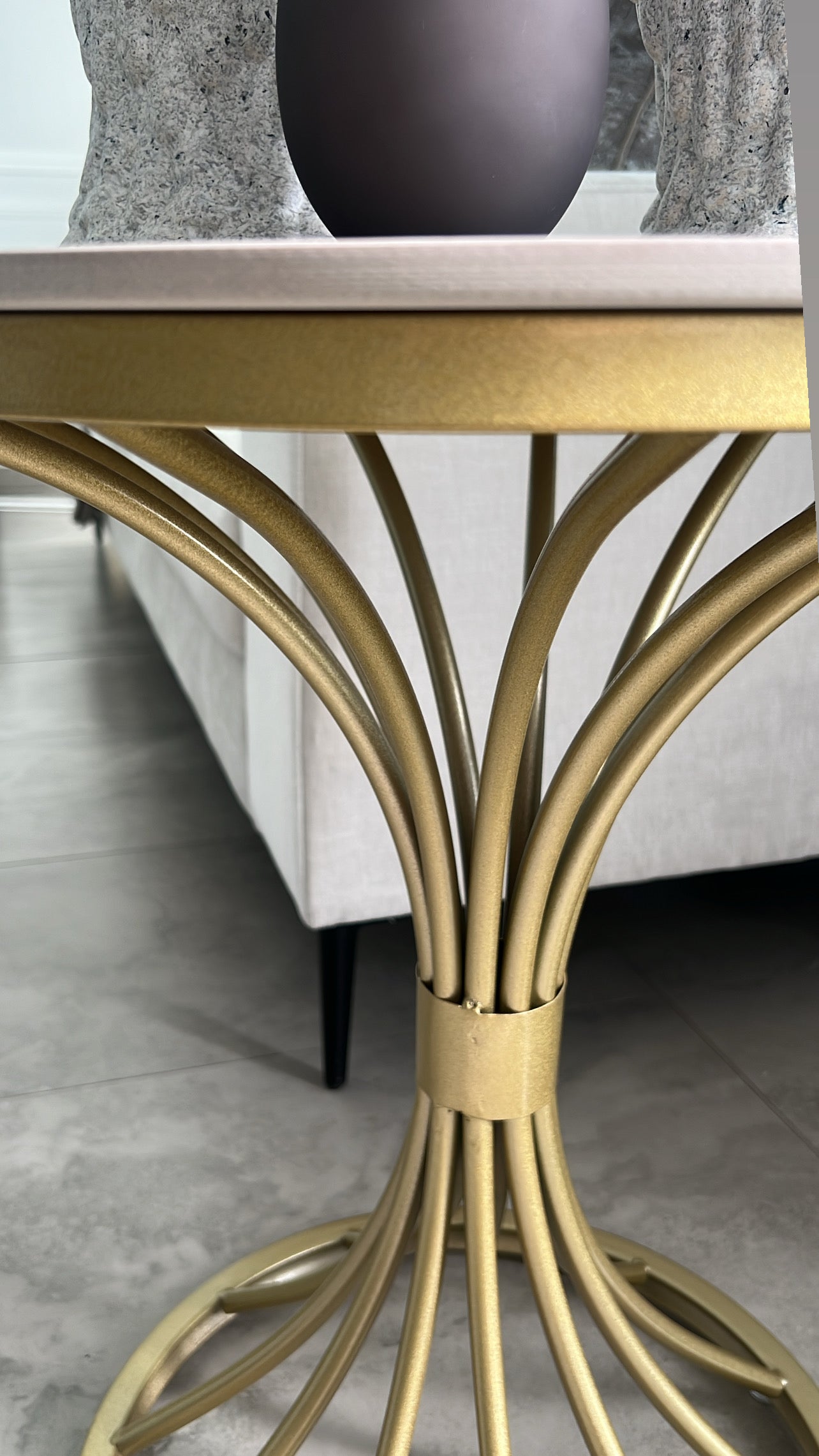 Marble white and gold round side table