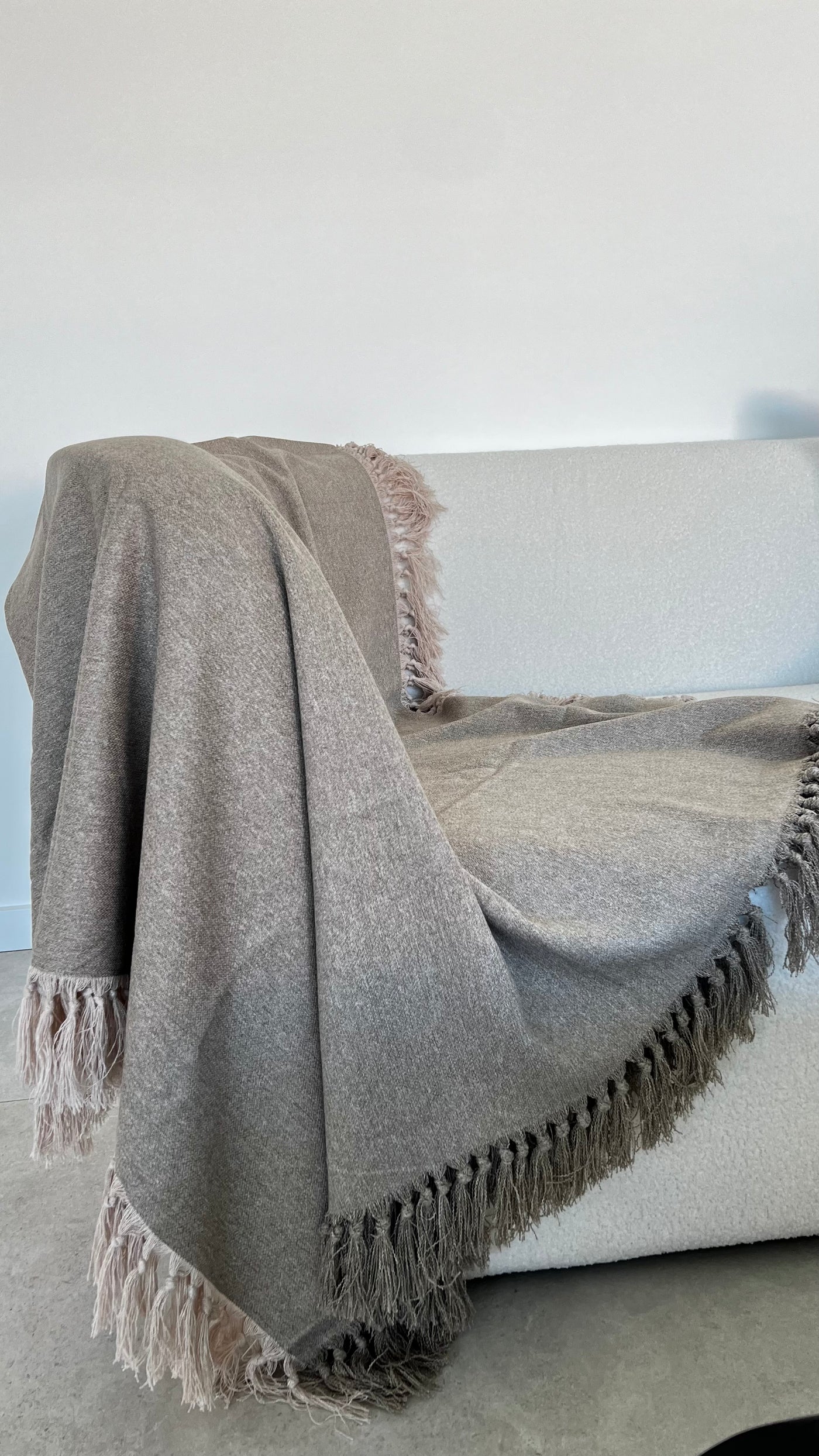 Pebble Throw - Luscious Homewares