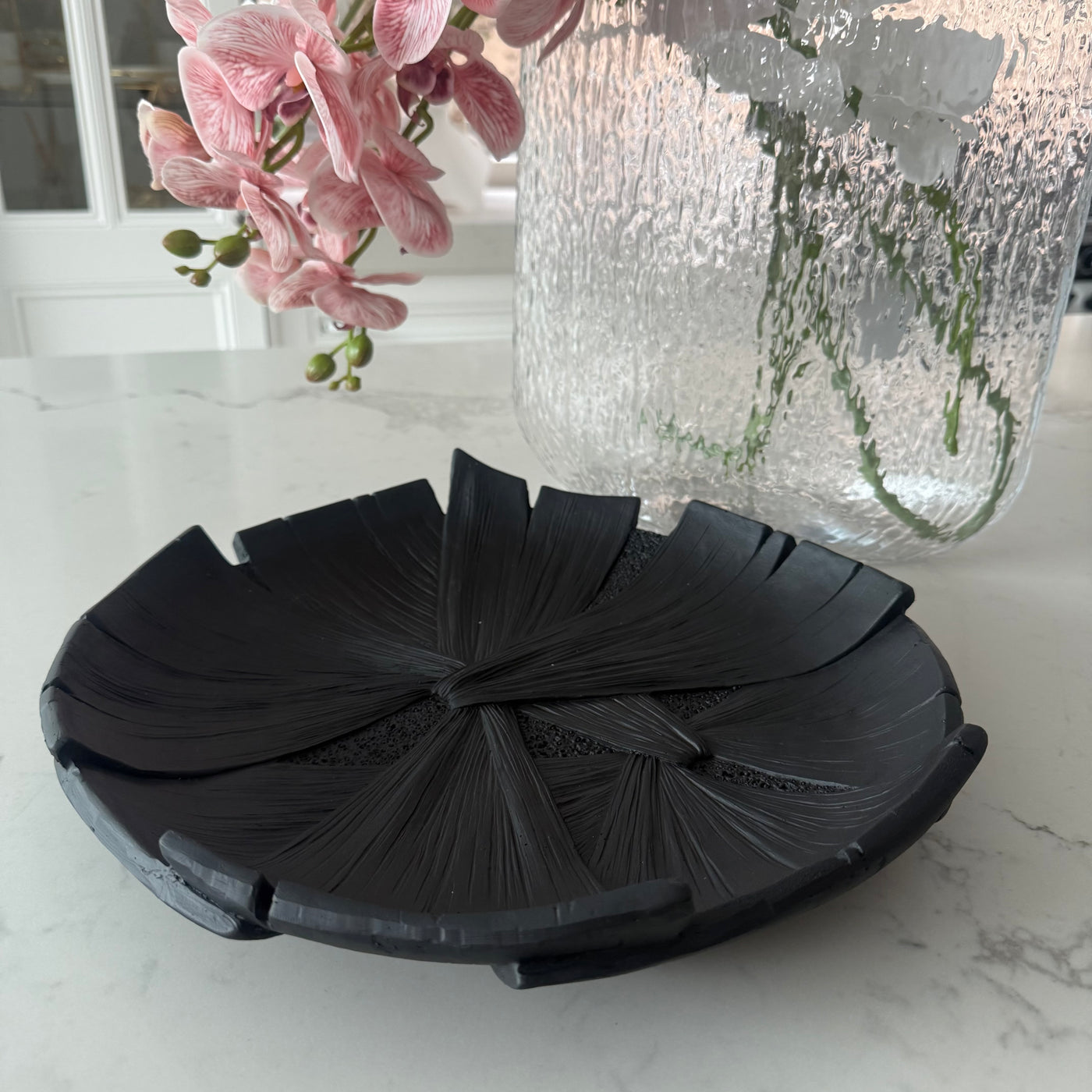 Petal black Decorative bowl / platter