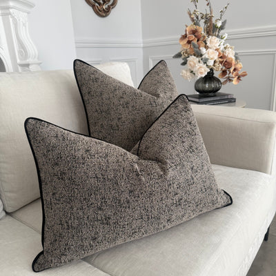 Chiori cushion