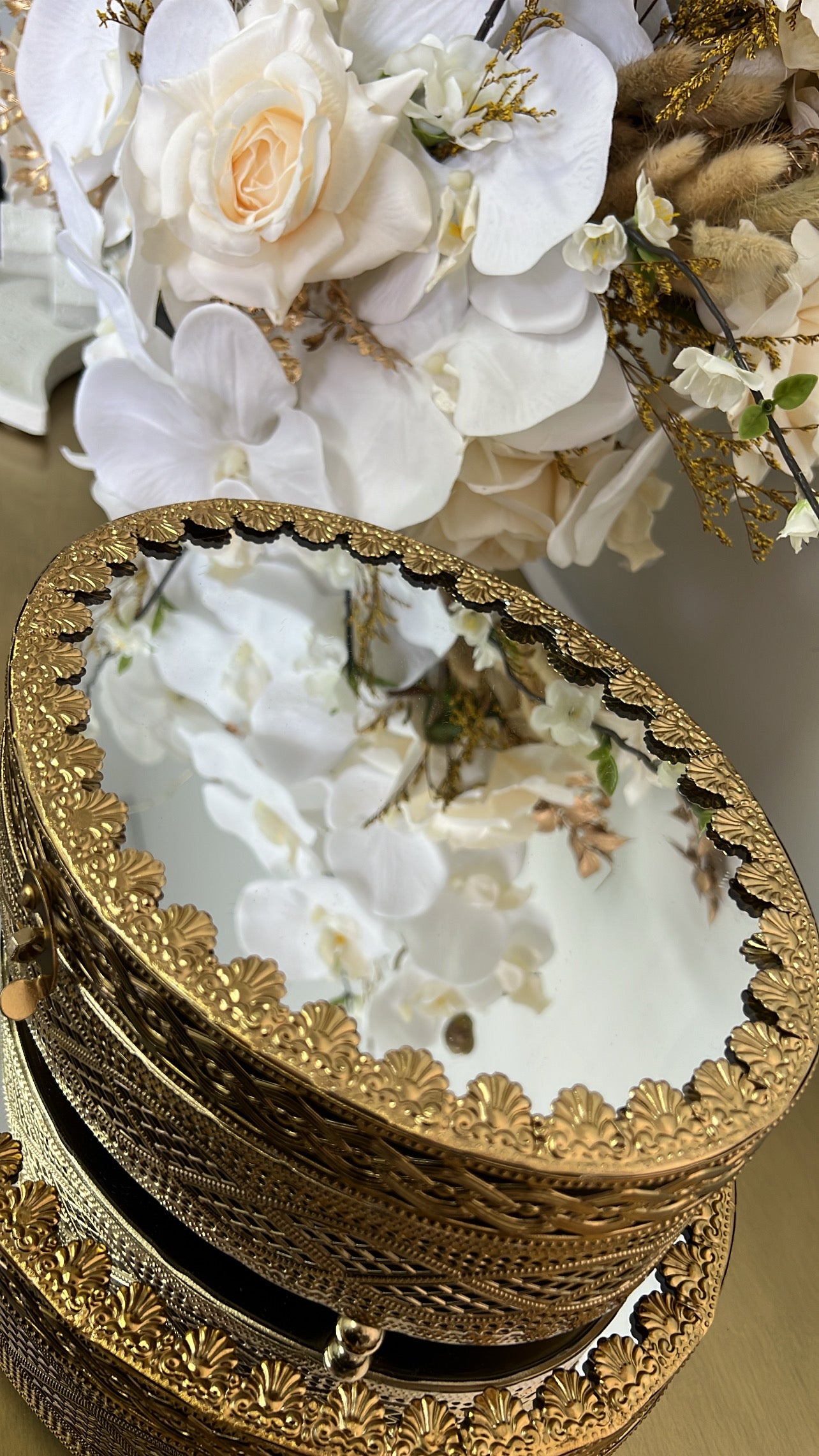 Vintage brass Oval decorative box - Luscious Homewares