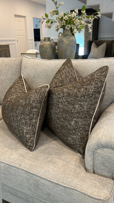 Hershy brown cushion