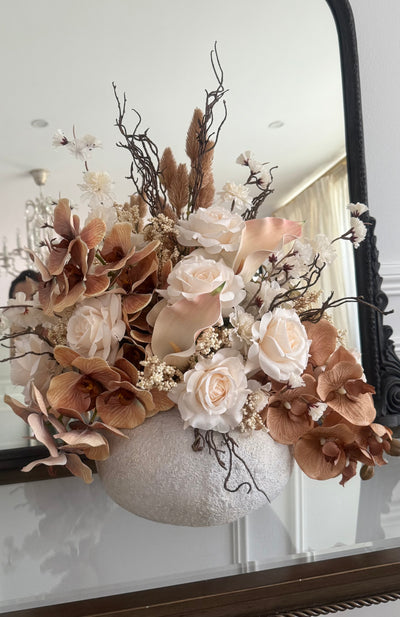 Mia flower Arrangement