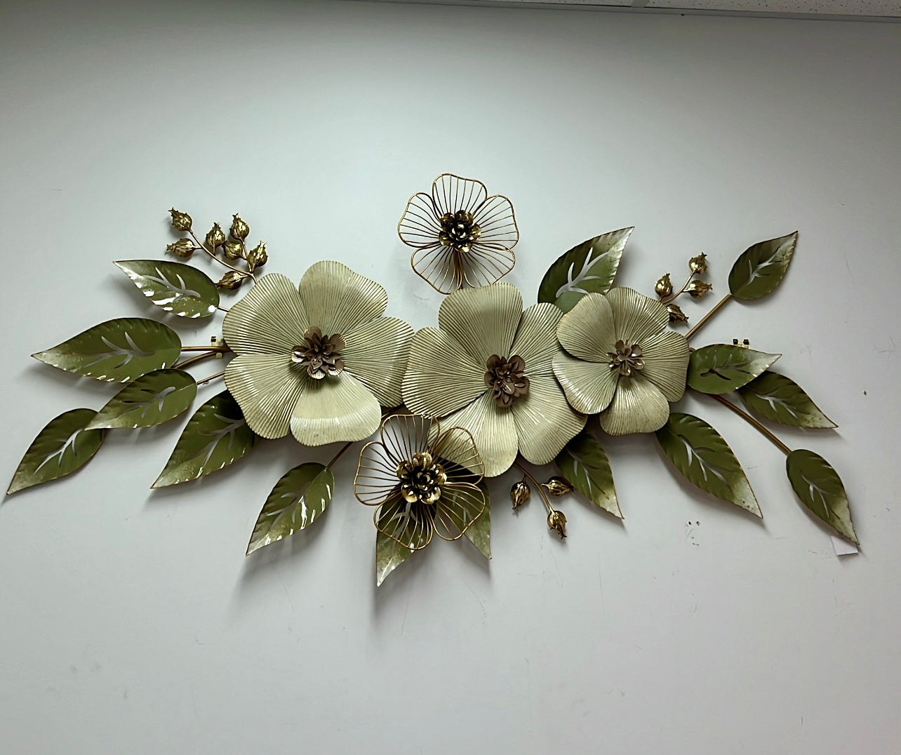 Ansar metal wall art - Luscious Homewares