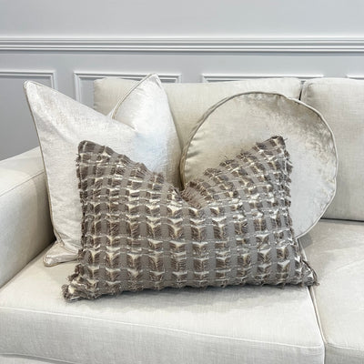 Dante taupe cushion