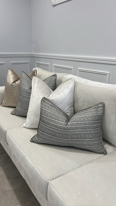 Giovanna cushion