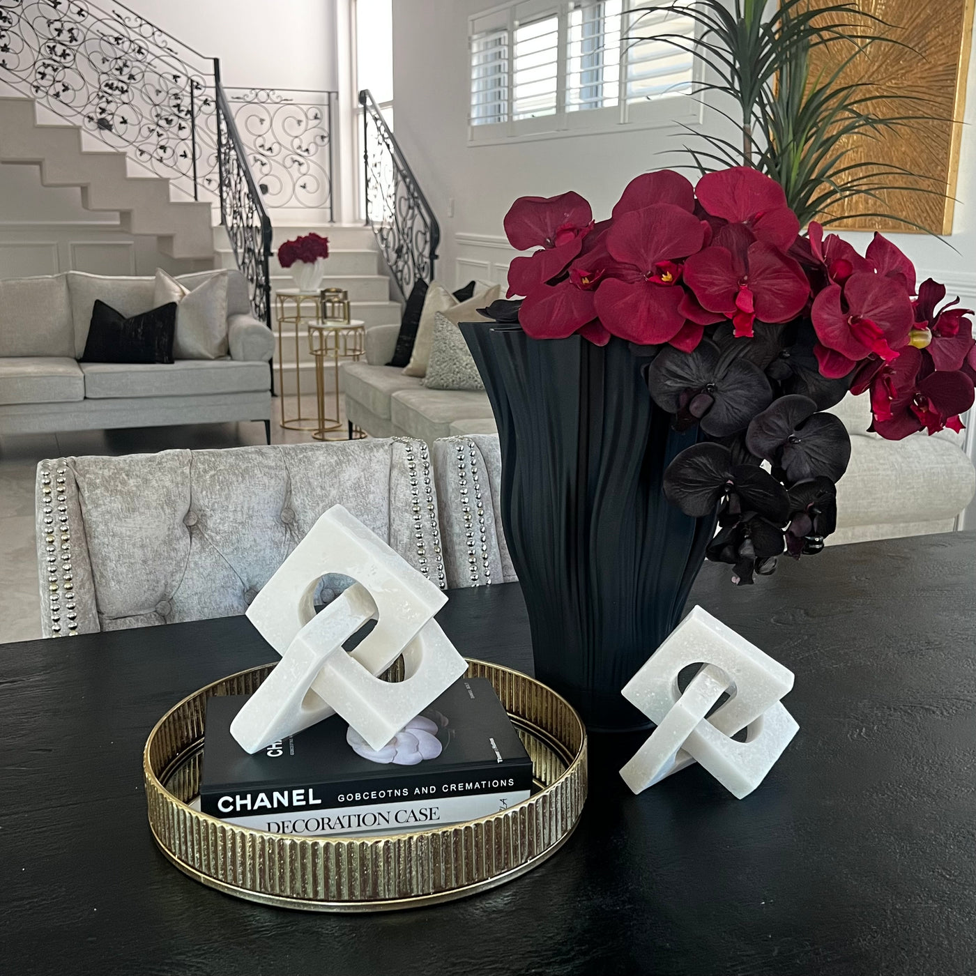 Fountain black ceramic vase - Luscious Homewares