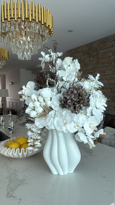 Dove blooms flower Arrangement