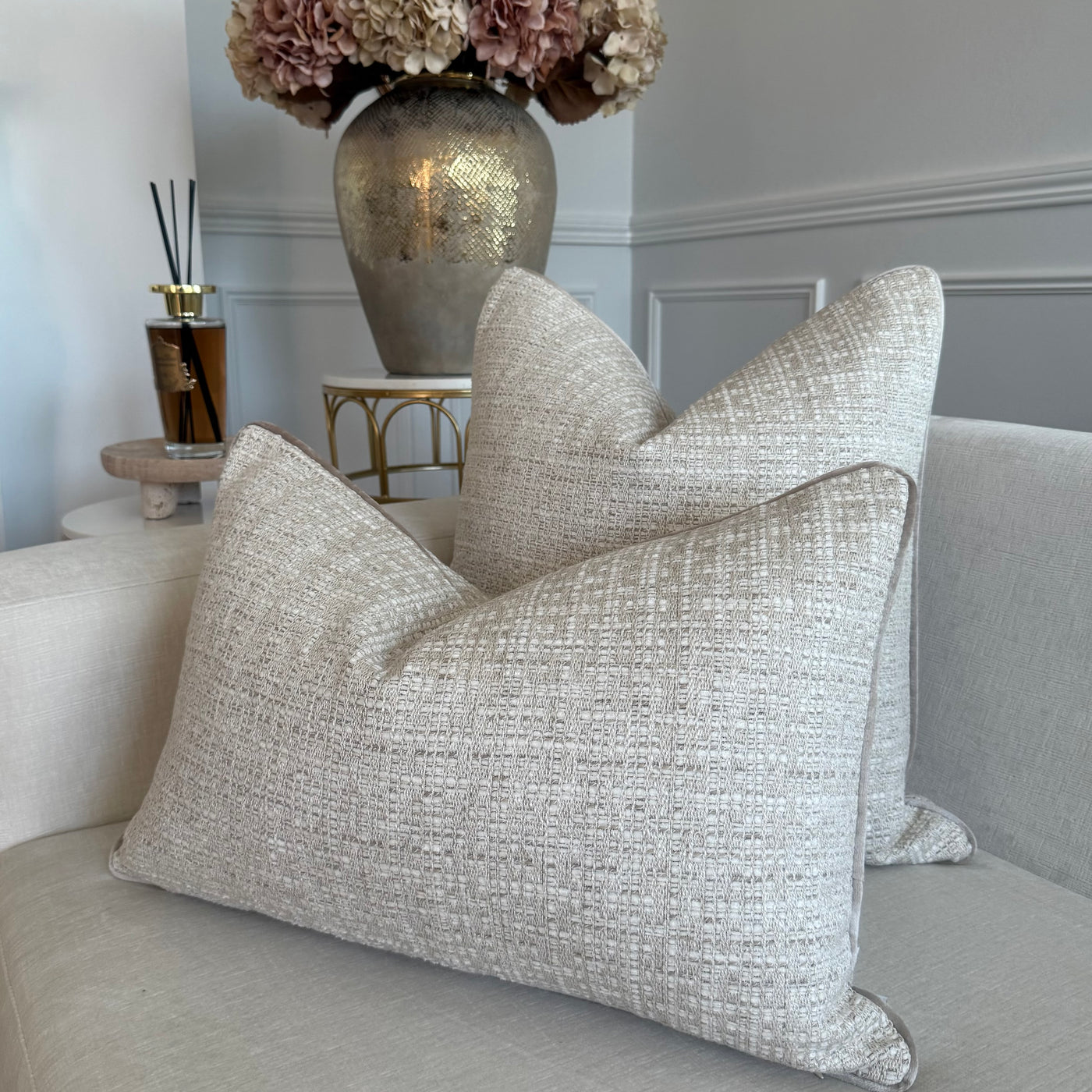 Nibras cushion