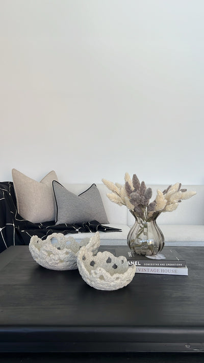 Ribbed glass vase