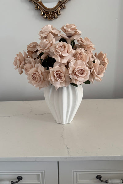 20 Roses + ribbed 3d print vase