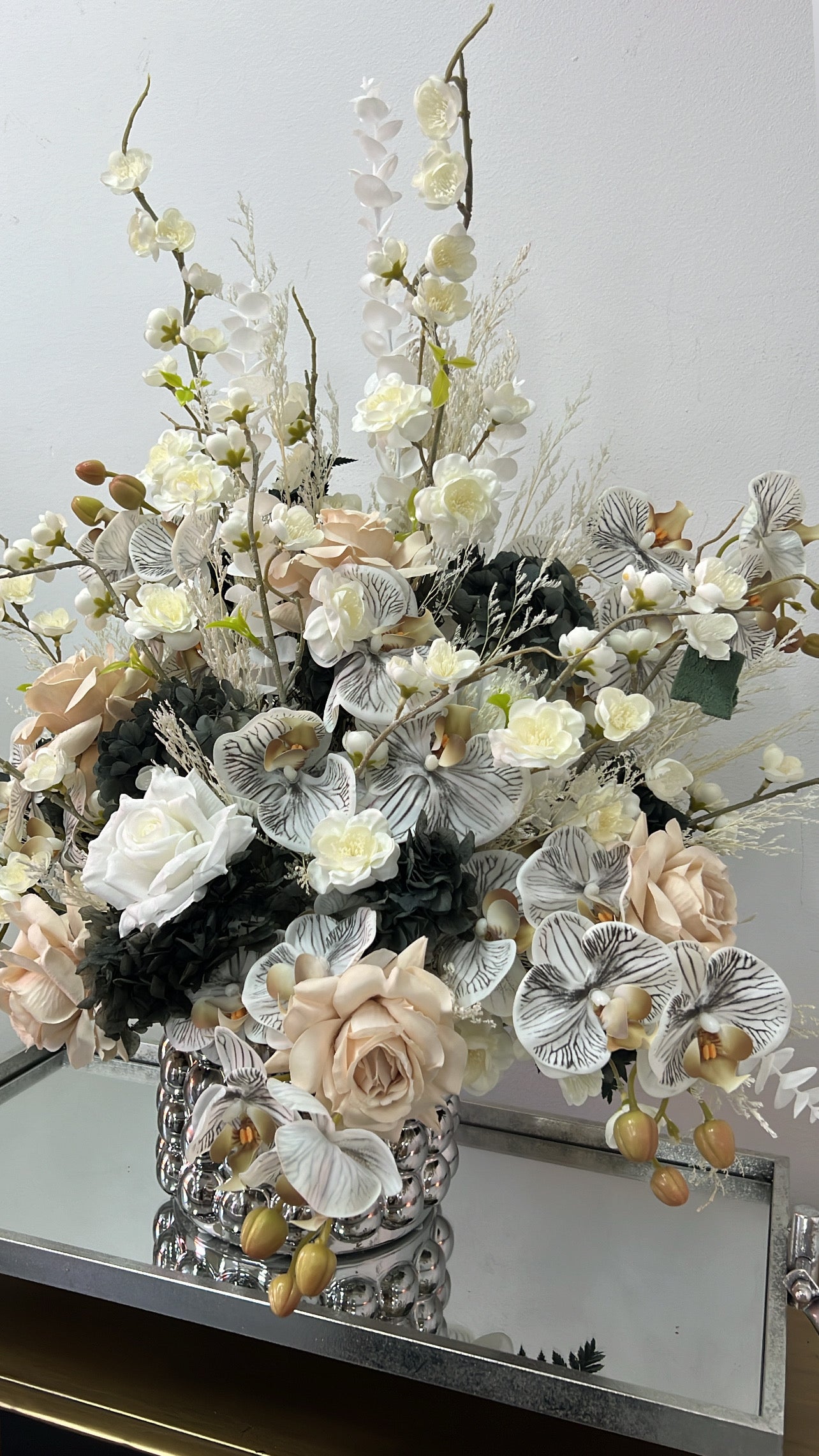Enchanted floral arrangement - Luscious Homewares