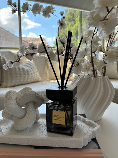 Luxury glass diffuser red teak scent 200ml - Luscious Homewares