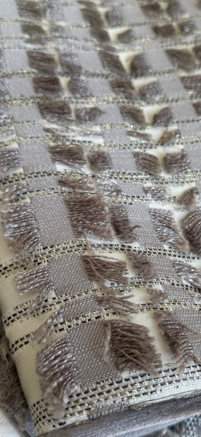 Dante taupe throw 140x220cm