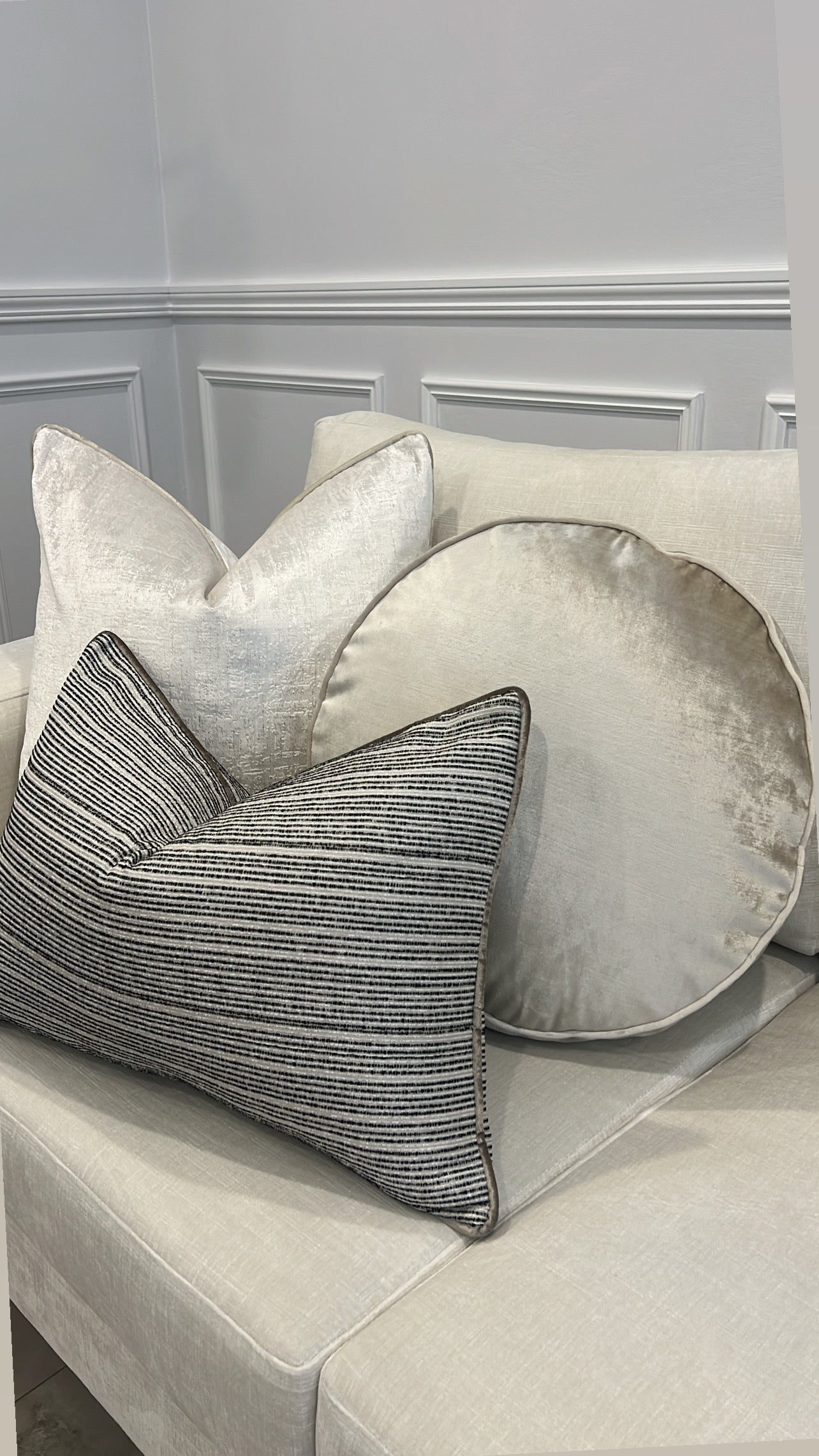 Giovanna cushion