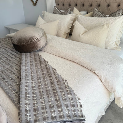 Dante taupe throw 140x220cm