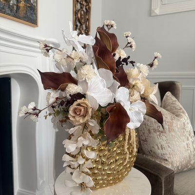 Tulip bloom flower Arrangement