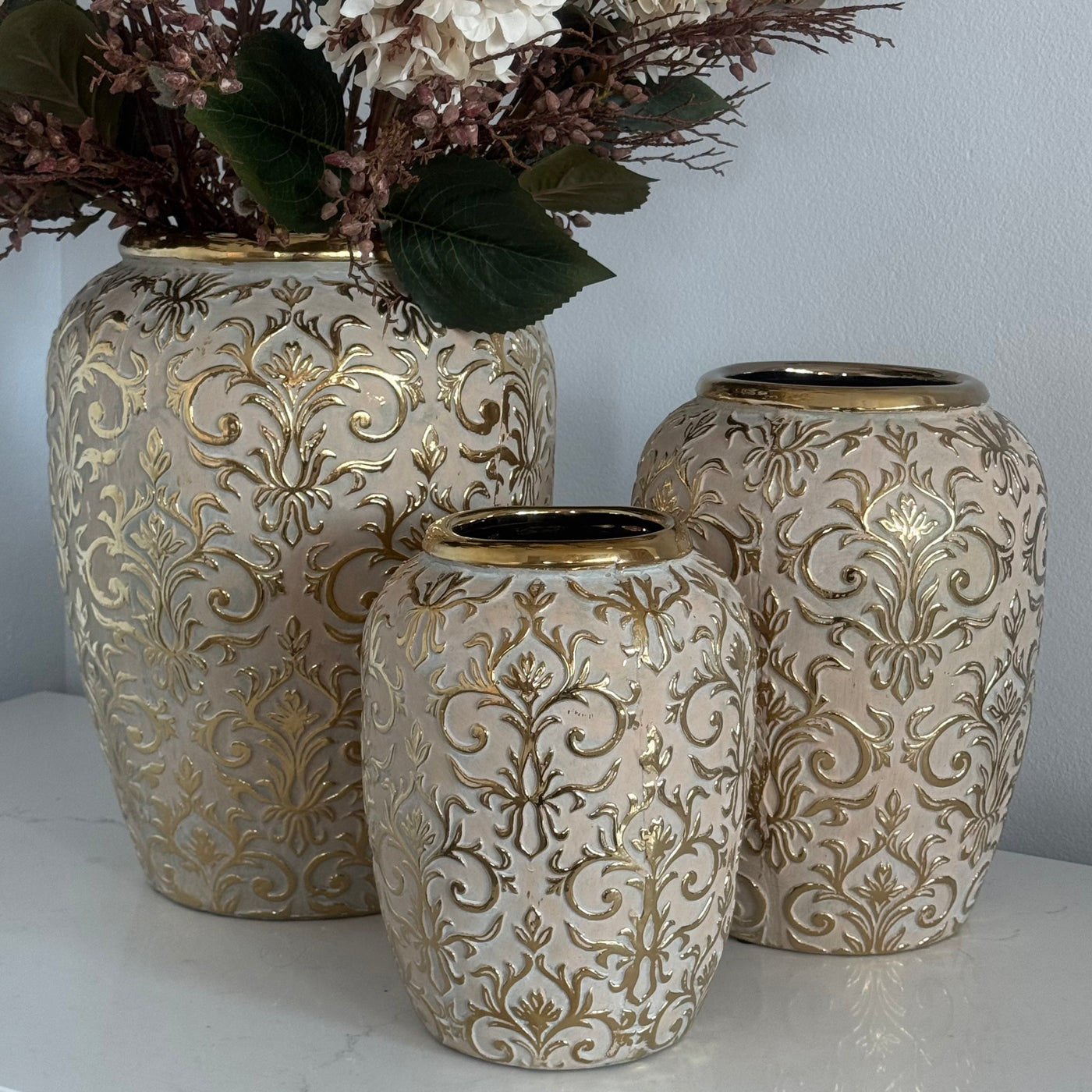 Luxe Fleur gold vase