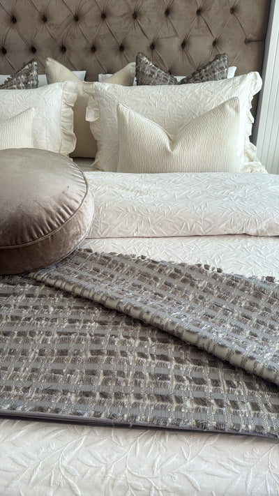Dante taupe throw 140x220cm