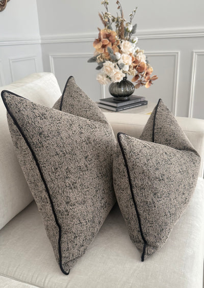Chiori cushion