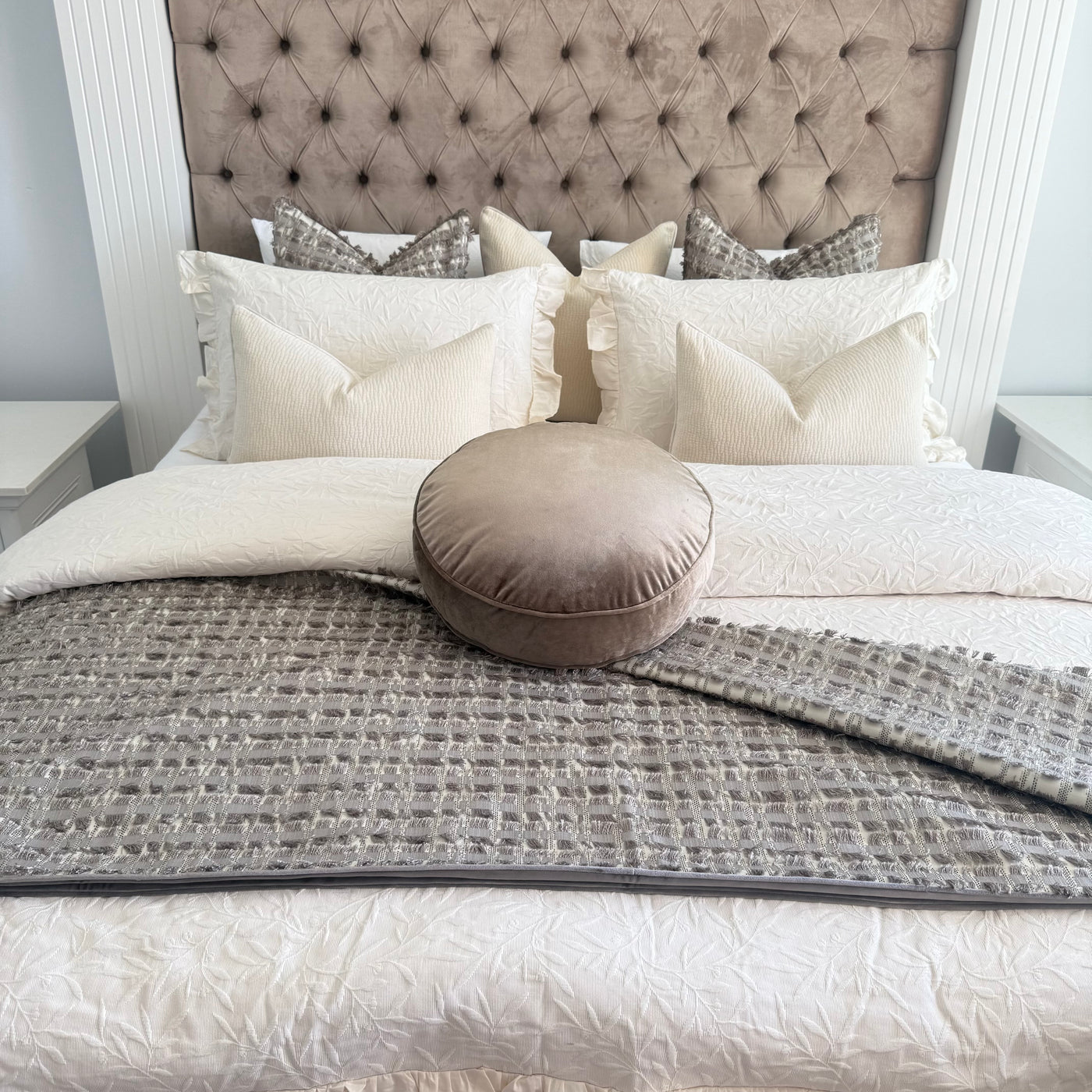 Dante taupe throw 140x220cm