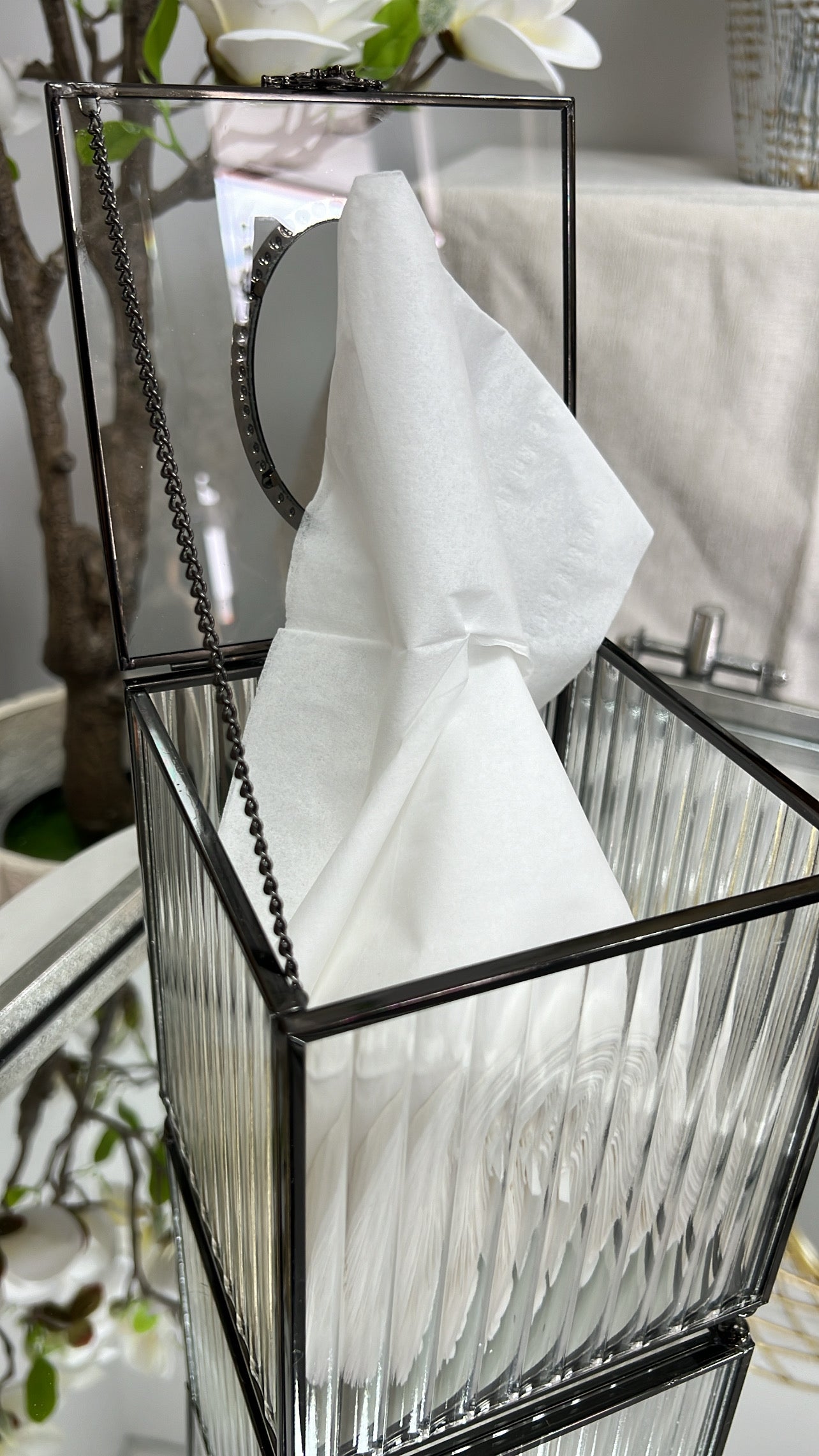 Porcha square black tissue box - Luscious Homewares