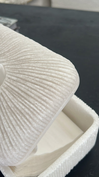Quartz resin tissue box - Luscious Homewares