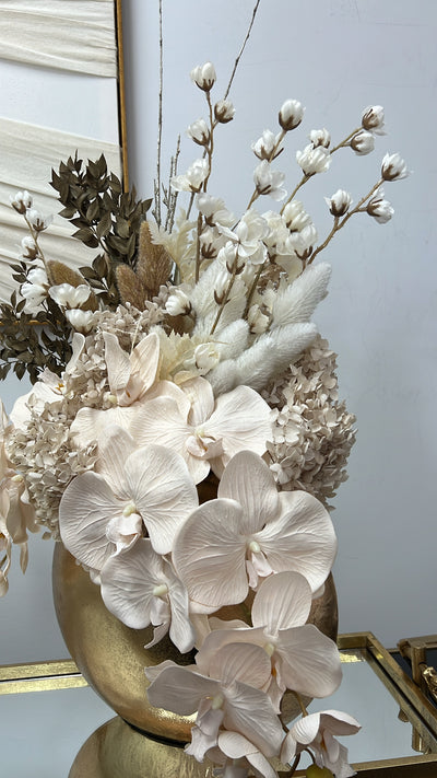 Honeycomb everlasting floral arrangement - Luscious Homewares
