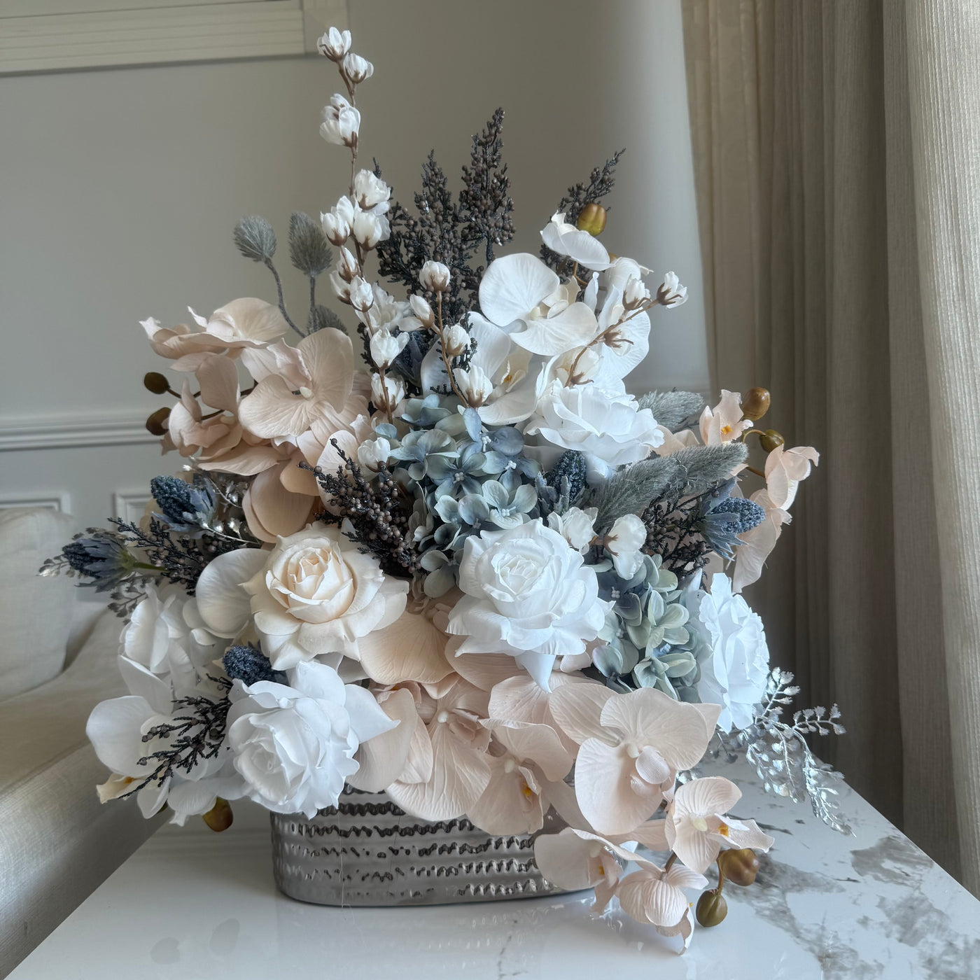 Jewell blooms flower Arrangement