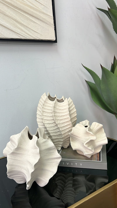 Pampas ceramic vase - Luscious Homewares