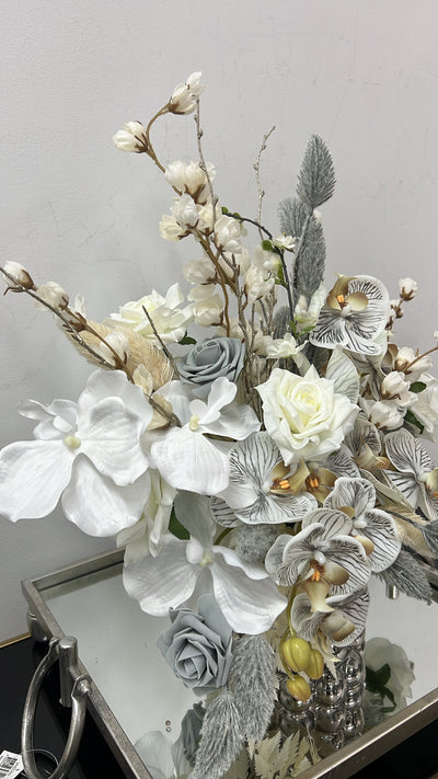 Bunny floral arrangement - Luscious Homewares