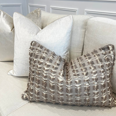 Dante taupe cushion