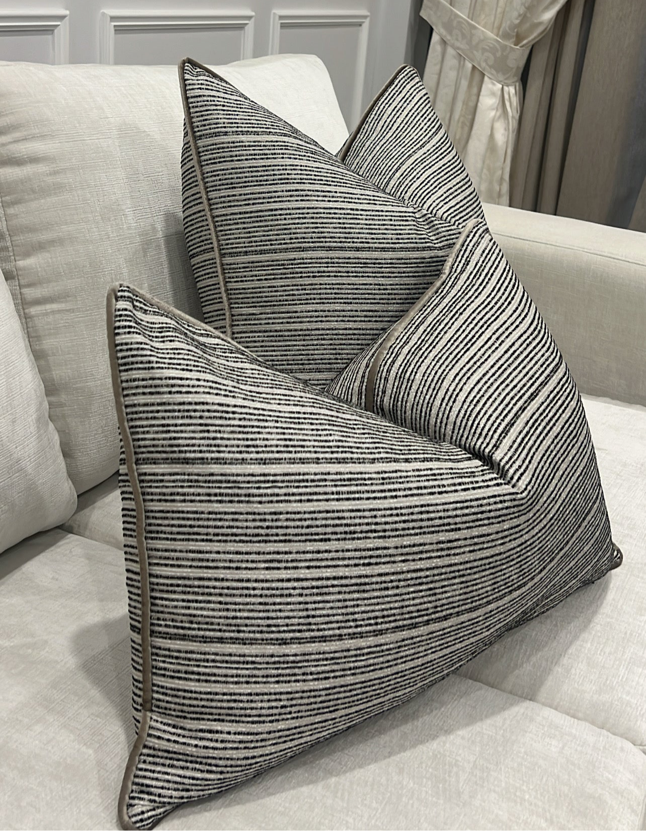 Giovanna cushion