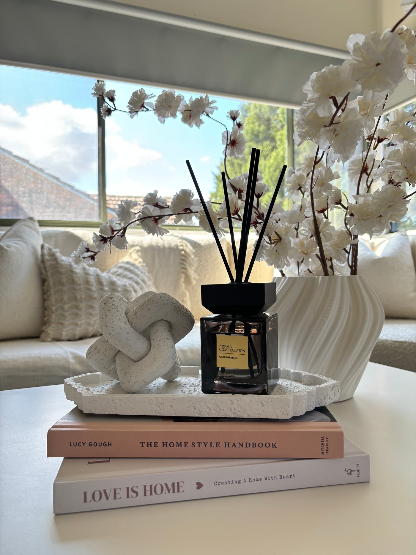 Luxury glass diffuser red teak scent 200ml - Luscious Homewares
