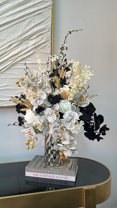 Parisa floral arrangement - Luscious Homewares